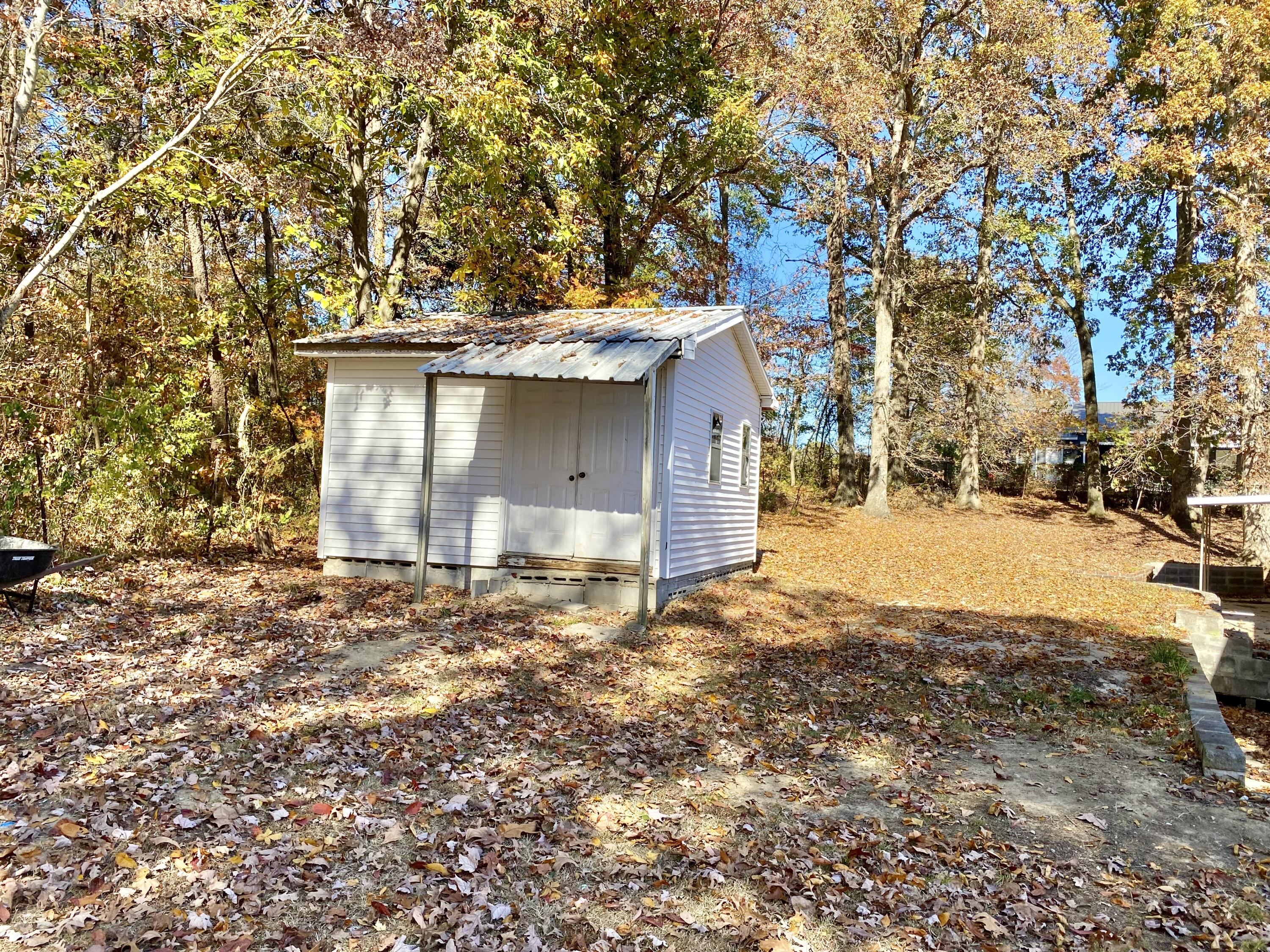 104 Gray Road Signal Mountain, TN 37377 - Photo 7 of 31 Out Building
