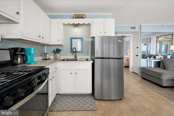 $450,000 | 12401 Wight Street, Unit 8, Ocean City, MD 21842