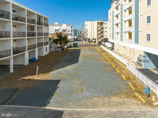 $450,000 | 12401 Wight Street, Unit 8, Ocean City, MD 21842