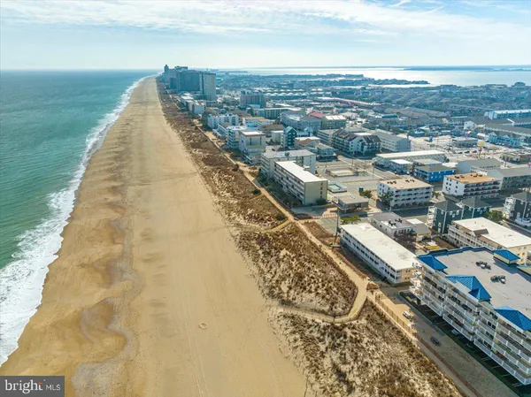 $450,000 | 12401 Wight Street, Unit 8, Ocean City, MD 21842