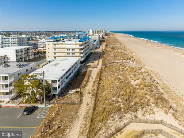 $450,000 | 12401 Wight Street, Unit 8, Ocean City, MD 21842
