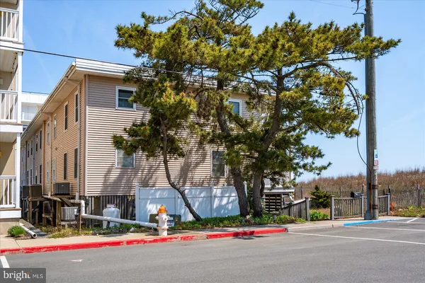 $450,000 | 12401 Wight Street, Unit 8, Ocean City, MD 21842