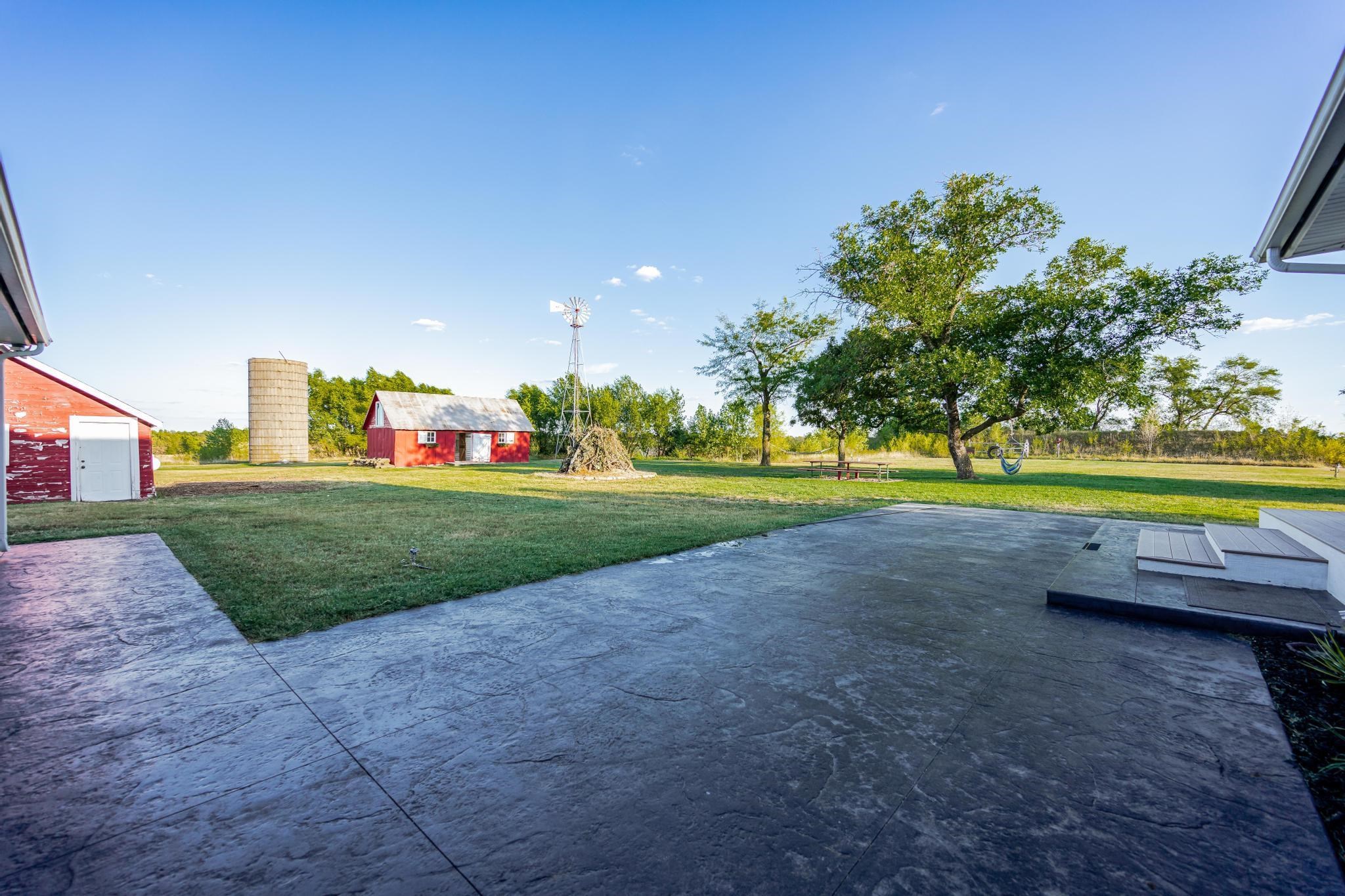 2708 North Andover Road Andover, KS 67002 - Photo 7 of 27