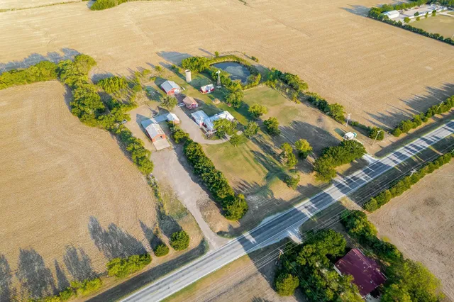 $999,900 | 2708 North Andover Road, Andover, KS 67002