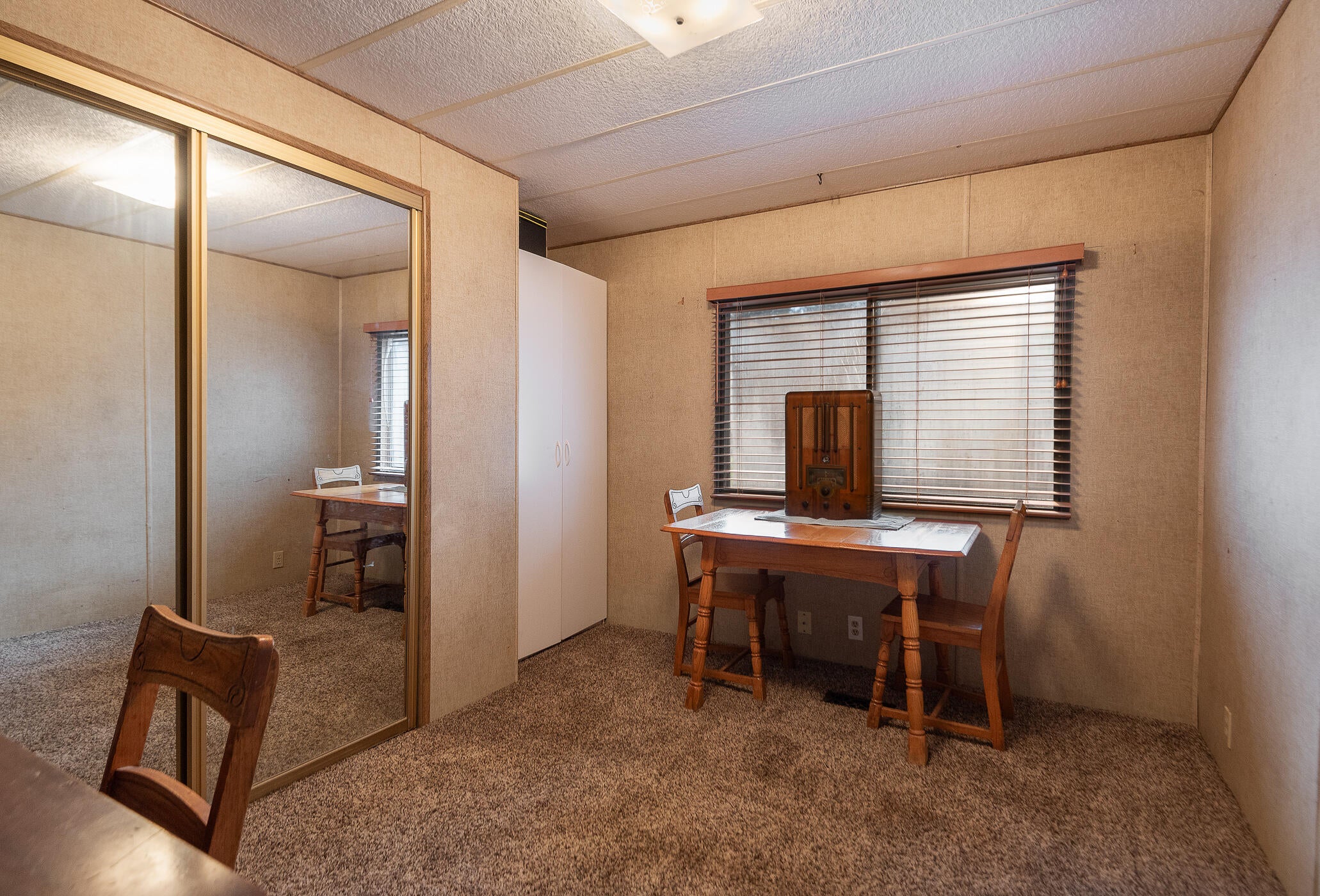 19245 Apache Road Bend, OR 97702 - Photo 20 of 33 bedroom 3