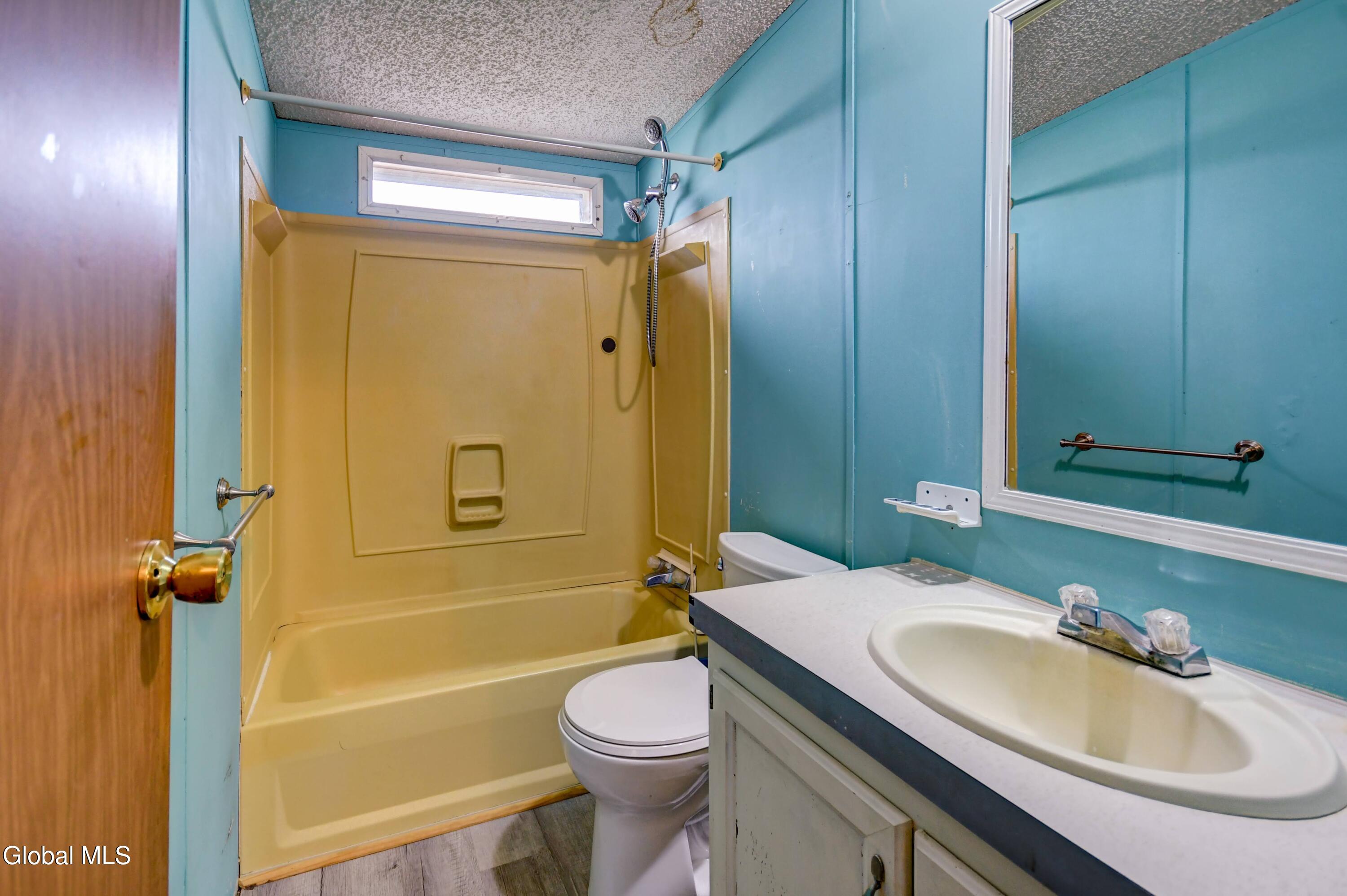 494 Lepper Road Fort Johnson, NY 12070 - Photo 40 of 65 2nd Bathroom