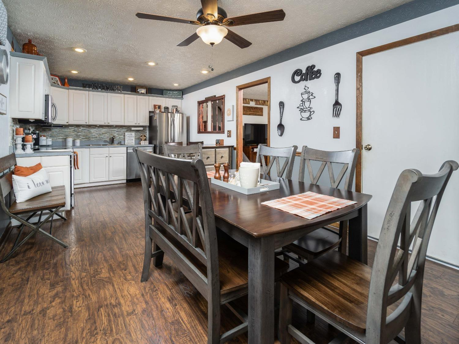 11261 Pippin Road Cincinnati, OH 45231 - Photo 6 of 28