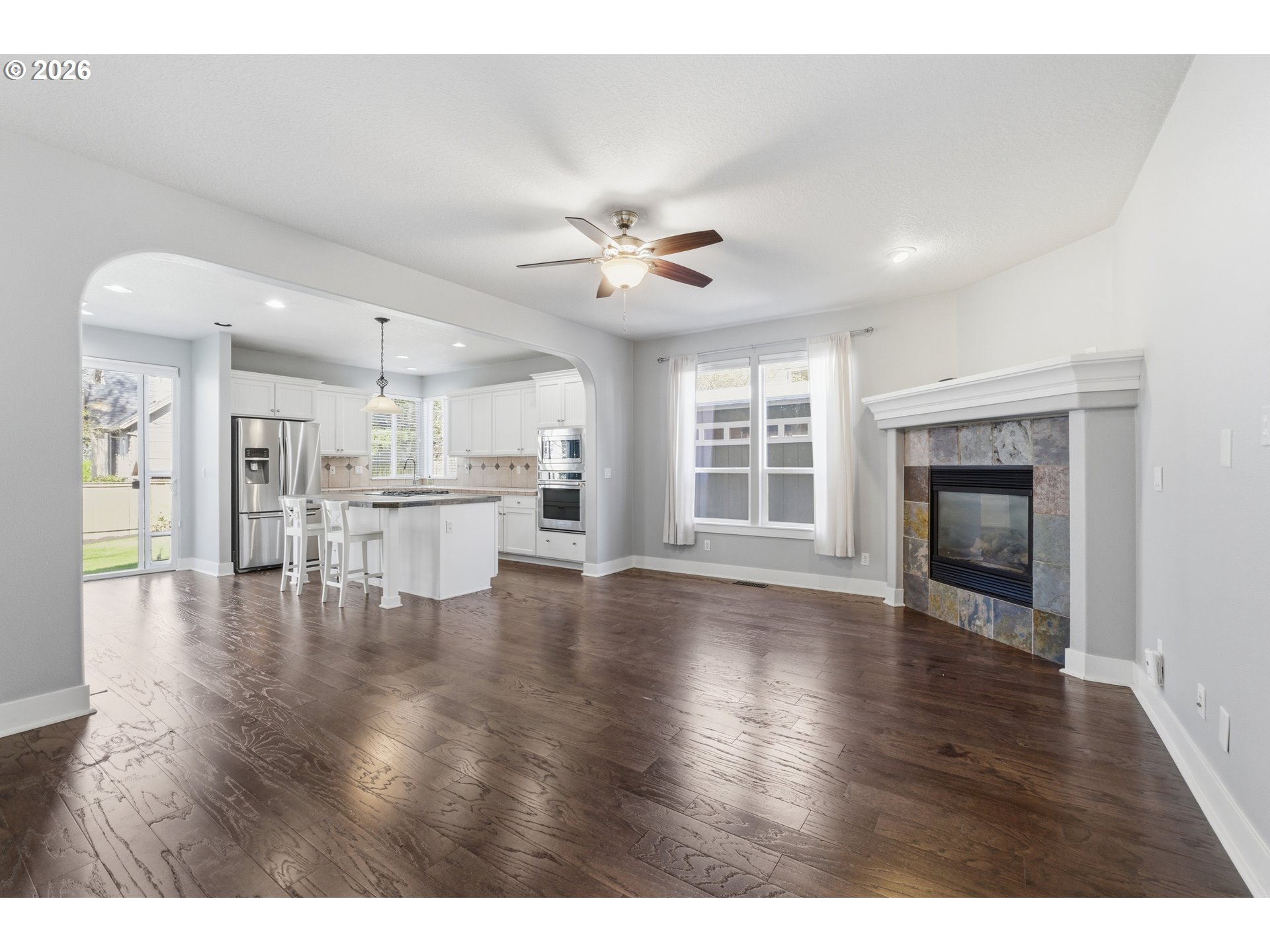 11137 Southwest Koller Street Tualatin, OR 97062 - Photo 3 of 27