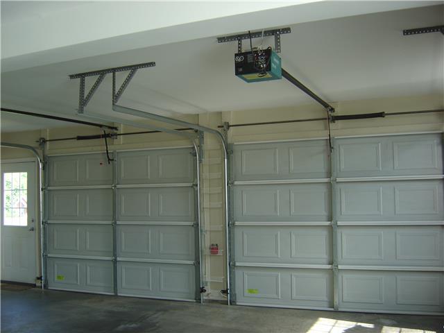 955 Rip Steele Road Columbia, TN 38401 - Photo 13 of 14 2 SEPARATE GARAGE DOORS