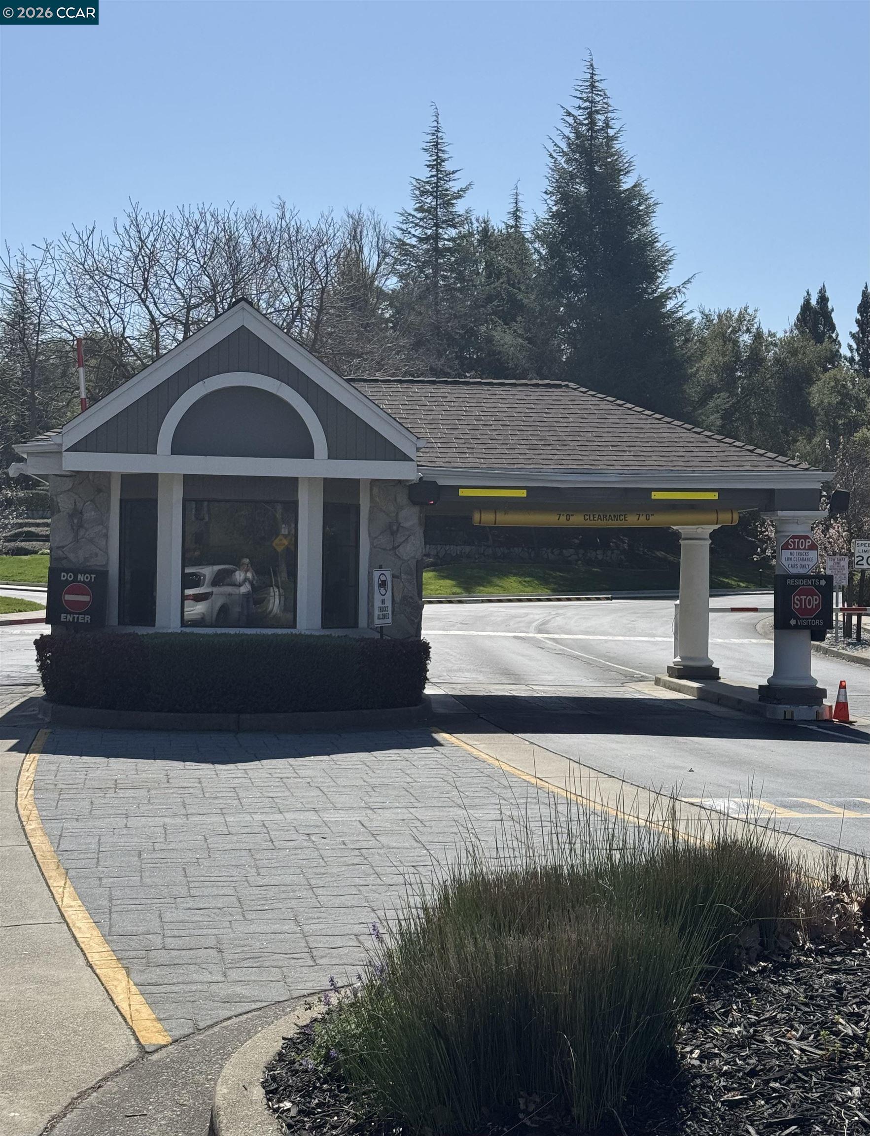 361 South Overlook Drive San Ramon, CA 94582 - Photo 12 of 18