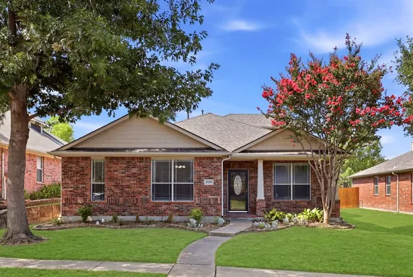 $325,000 | 2929 Tangleglen Drive, Rockwall, TX 75032