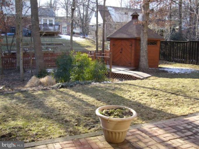 5518 Callander Drive Springfield, VA 22151 - Photo 22 of 24 Exterior #3