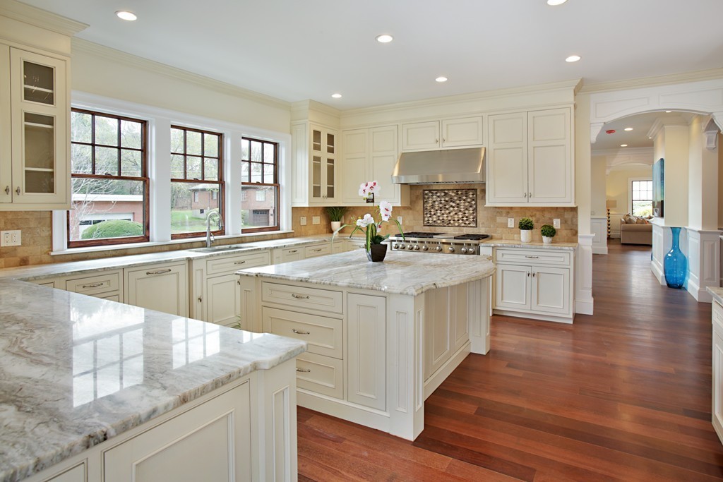 115 Old Farm Road Newton, MA 02459 - Photo 4 of 20