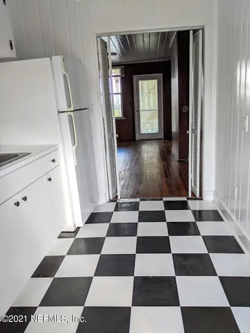 $1,600 | 2224 Ocean Drive South, Unit 3, Jacksonville Beach, FL 32250