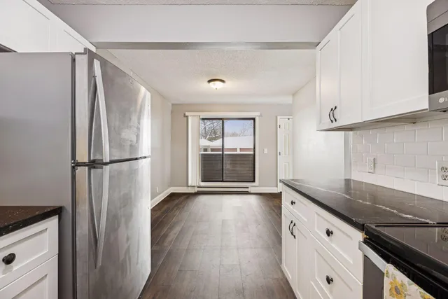 $195,000 | 350 Shelard Parkway, Unit 111, Minneapolis, MN 55426