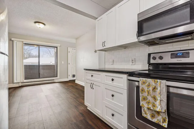 $195,000 | 350 Shelard Parkway, Unit 111, Minneapolis, MN 55426