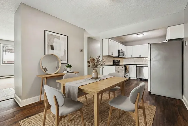 $195,000 | 350 Shelard Parkway, Unit 111, Minneapolis, MN 55426