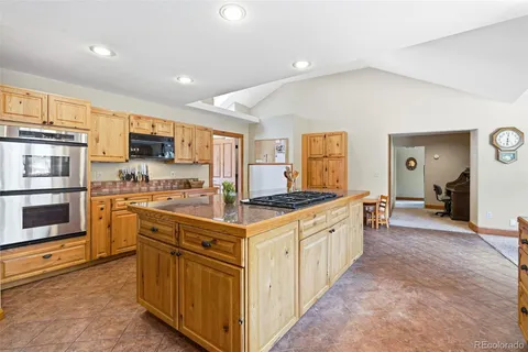 $1,275,000 | 15541 West County Road 18, Loveland, CO 80537