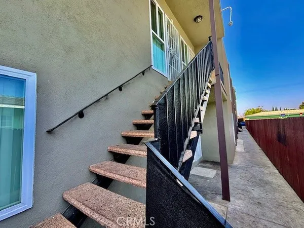 $3,295 | 815 North Rose Avenue, Unit 1, Compton, CA 90221