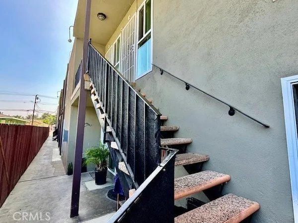 $3,295 | 815 North Rose Avenue, Unit 1, Compton, CA 90221