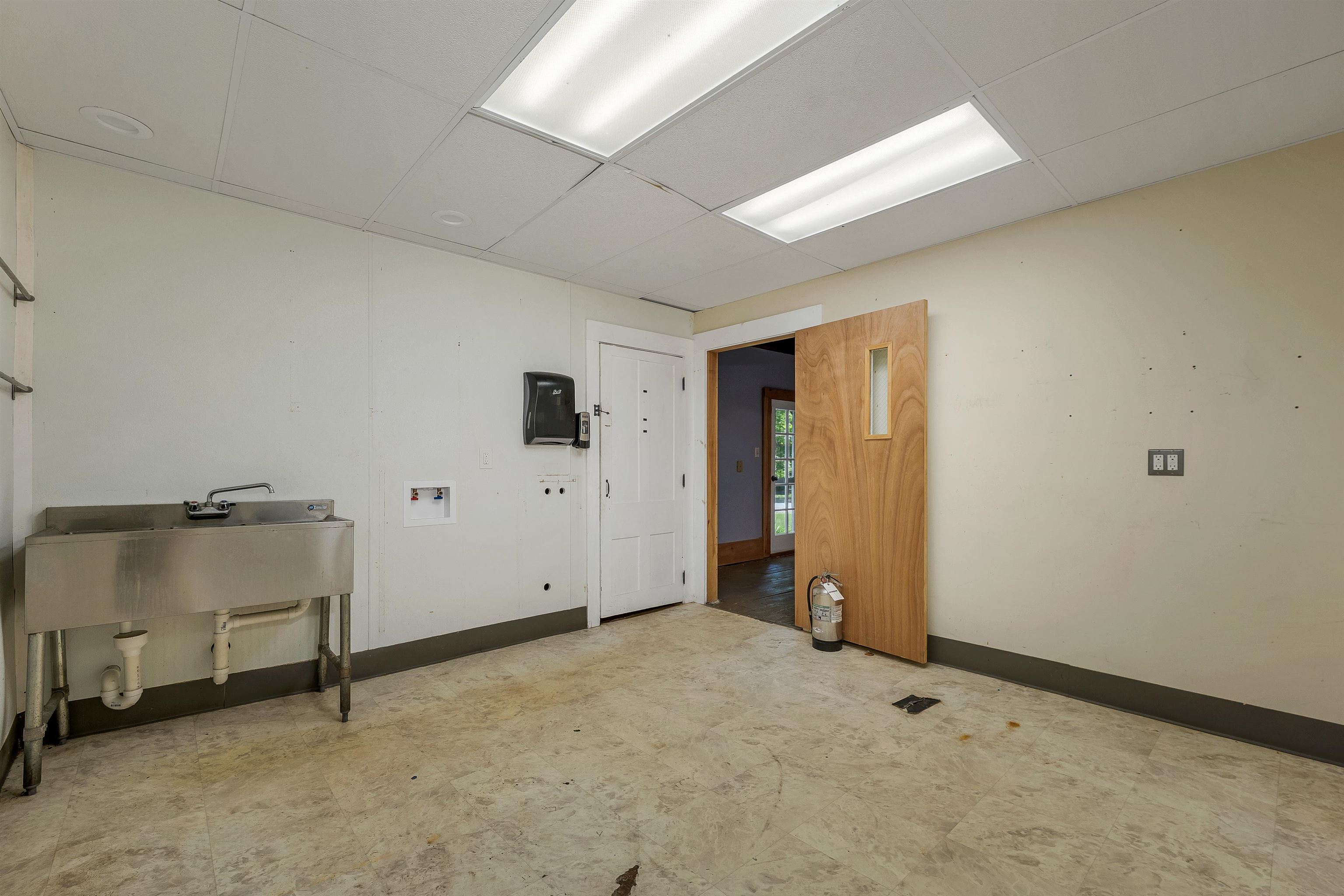 506 Province Road Gilmanton, NH 03237 - Photo 34 of 60