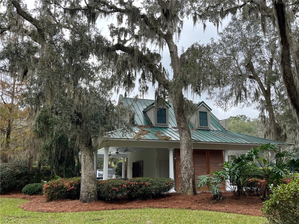 18 Doboy Court Darien, GA 31305 - Photo 11 of 20 Amenities center.