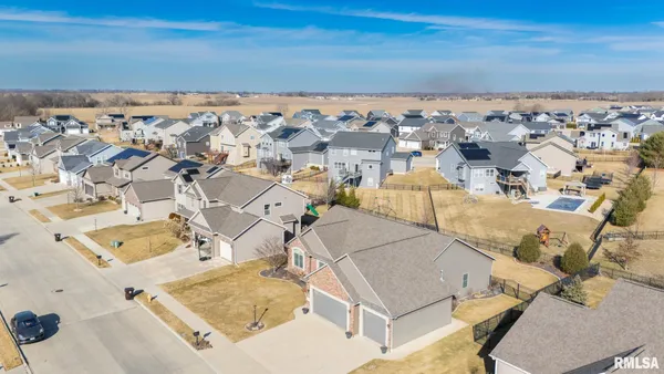 $539,900 | 11224 North Sycamore Creek Drive, Dunlap, IL 61525