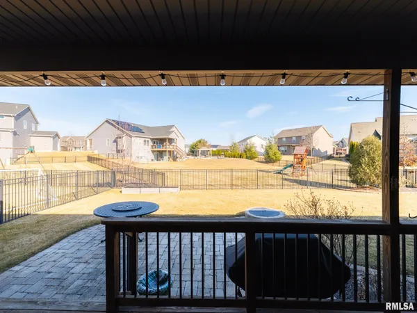 $539,900 | 11224 North Sycamore Creek Drive, Dunlap, IL 61525
