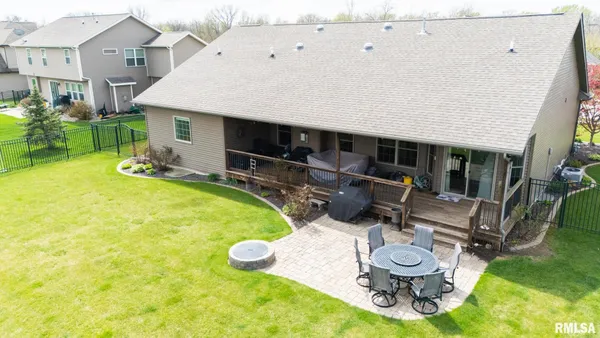 $539,900 | 11224 North Sycamore Creek Drive, Dunlap, IL 61525