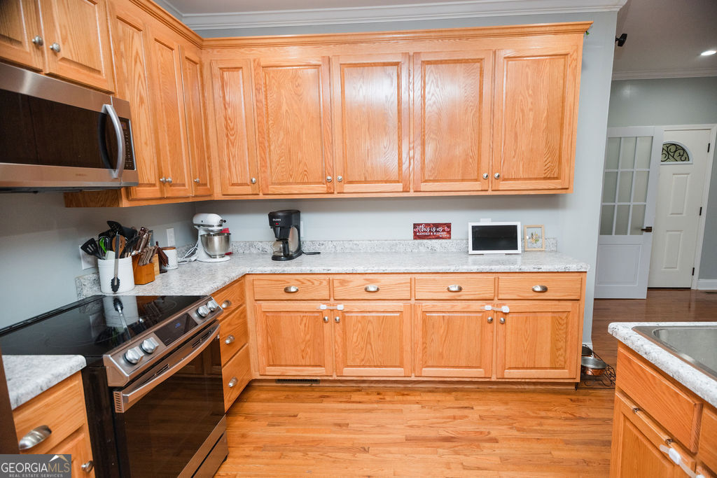 28 Oak Ridge Drive Butler, GA 31006 - Photo 10 of 37 Gallery Image 10