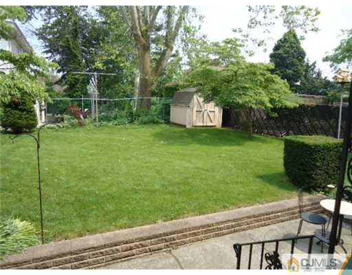 242 Rector Street Perth Amboy, NJ 08861 - Photo 17 of 18 a garden view