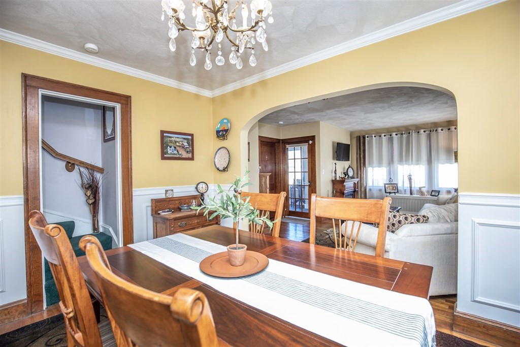 6 Lenox Road Peabody, MA 01960 - Photo 8 of 25 Gallery Image 8