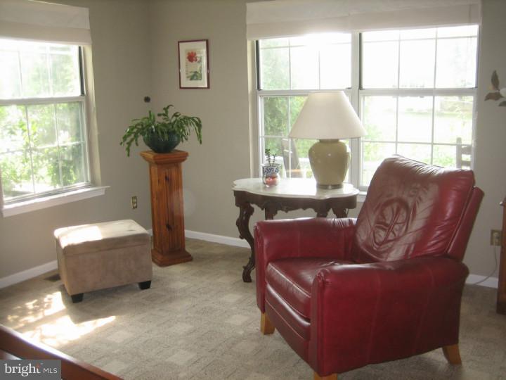 17 Withams Road Newark, DE 19711 - Photo 3 of 22 Living Room