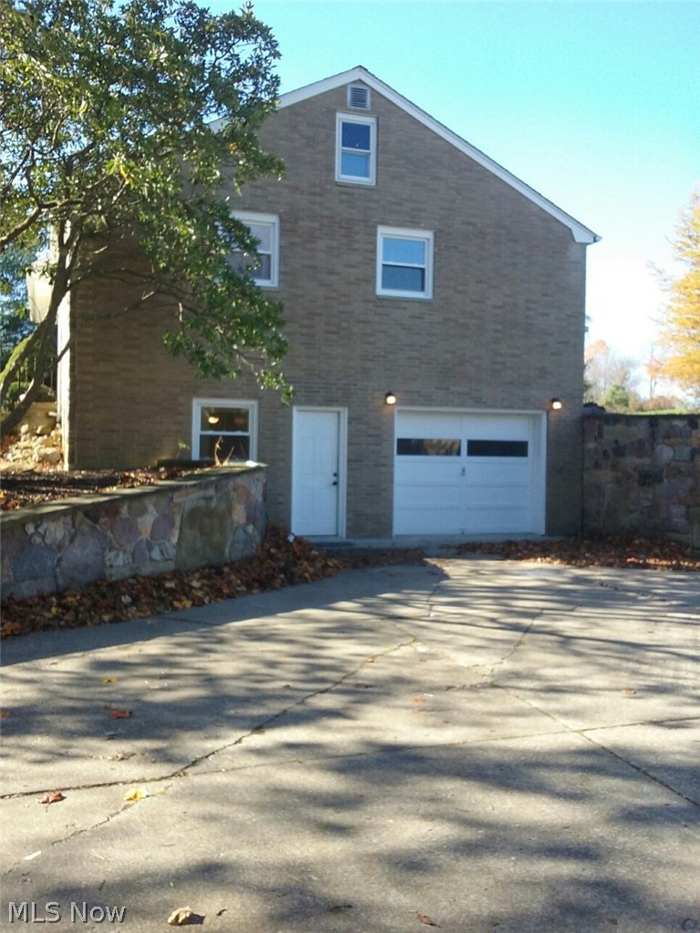 3121 Hamilton Road Medina, OH 44256 - Photo 2 of 19