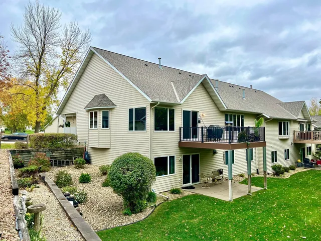 $394,500 | 1884 Cherry Street, Red Wing, MN 55066