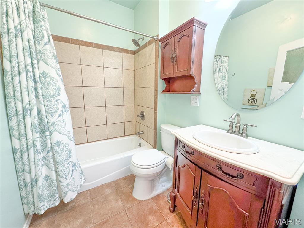1405 Olive Street Highland, IL 62249 - Photo 17 of 38 Gallery Image 17