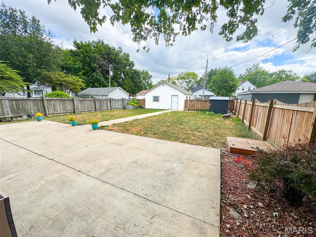 1405 Olive Street Highland, IL 62249 - Photo 38 of 38 Gallery Image 38