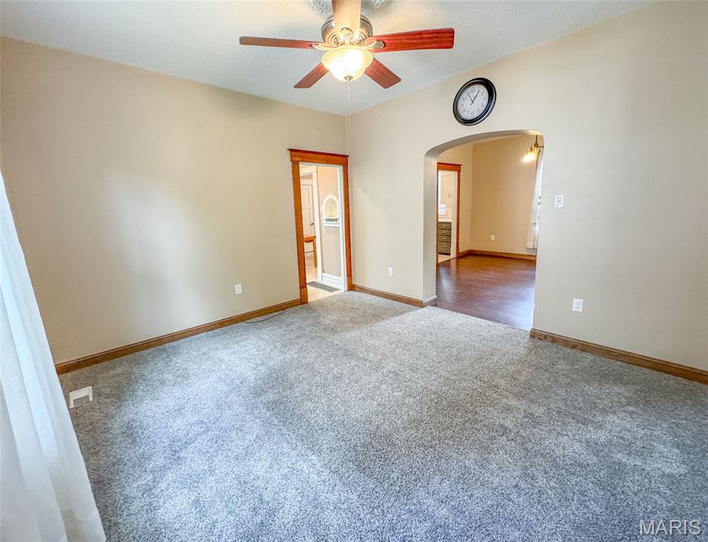 1405 Olive Street Highland, IL 62249 - Photo 8 of 38 Gallery Image 8