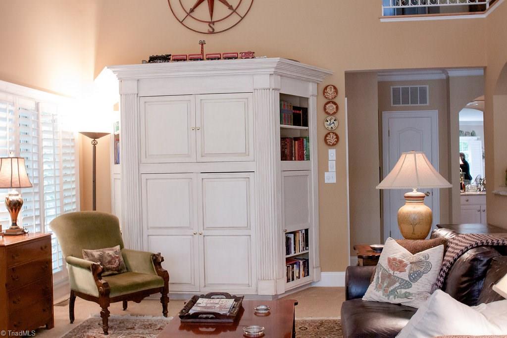 4109 Rockingham Road South Greensboro, NC 27407 - Photo 14 of 27 Built-ins convey!