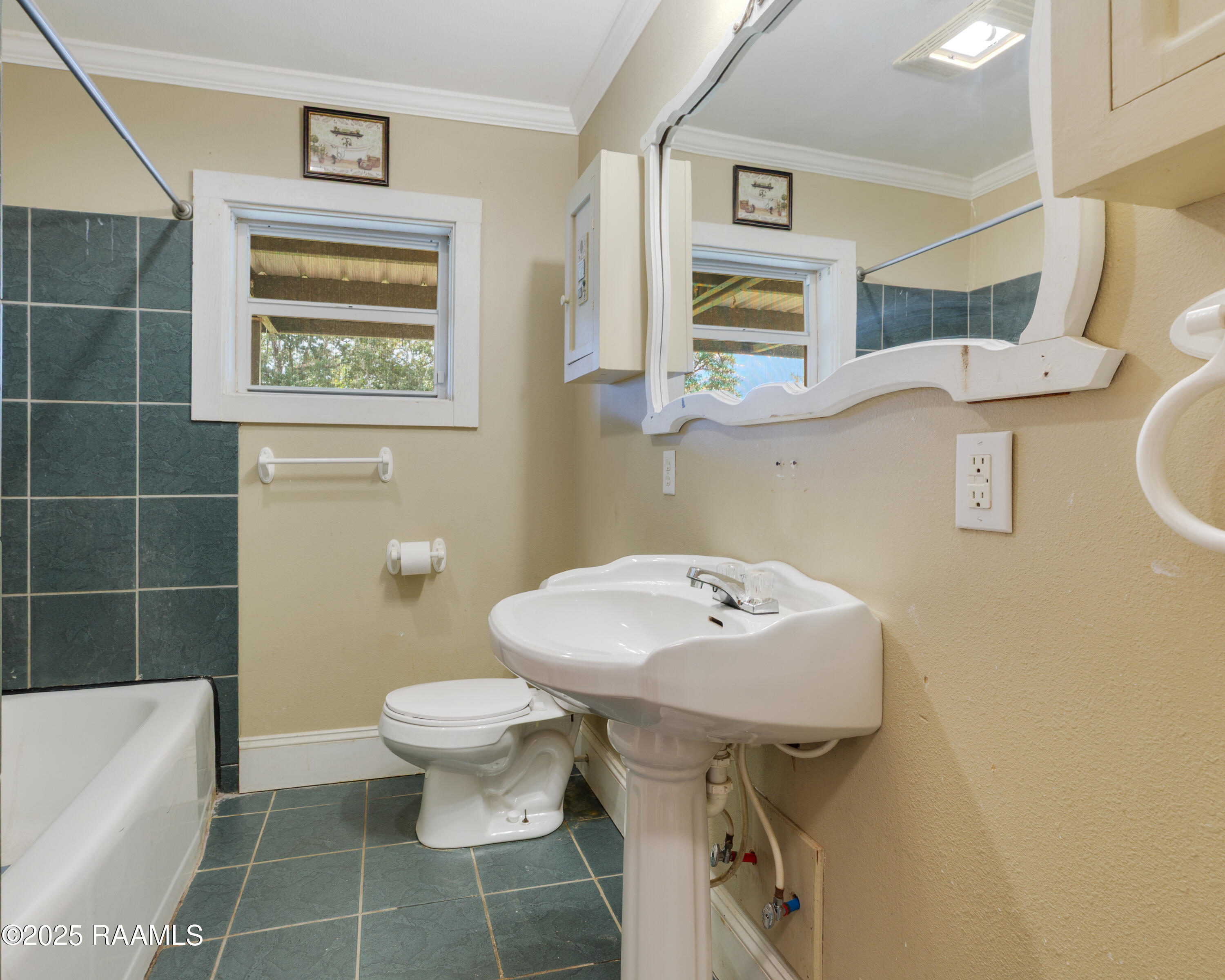 805 10th Street Franklin, LA 70538 - Photo 10 of 15 805 10th St Franklin-9