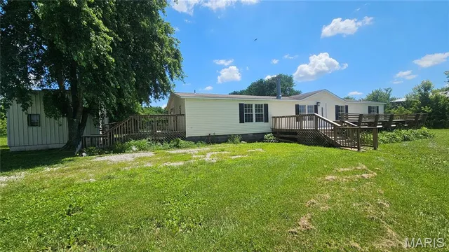 $216,000 | 276 County Road 1045, Auxvasse, MO 65231