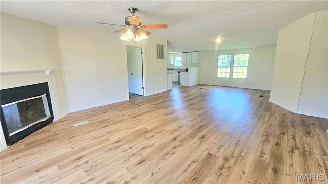 $216,000 | 276 County Road 1045, Auxvasse, MO 65231