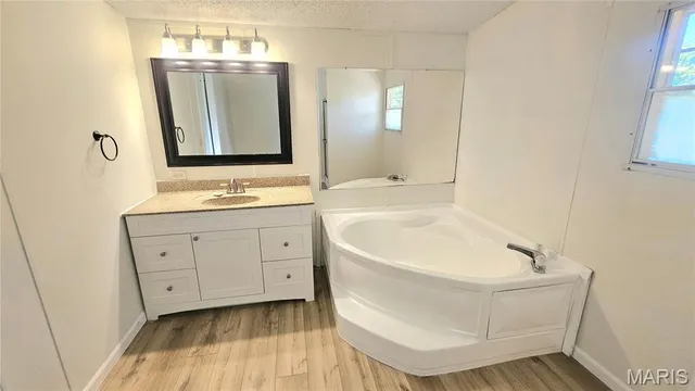 $216,000 | 276 County Road 1045, Auxvasse, MO 65231