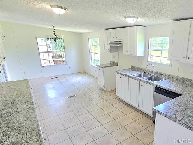 $216,000 | 276 County Road 1045, Auxvasse, MO 65231