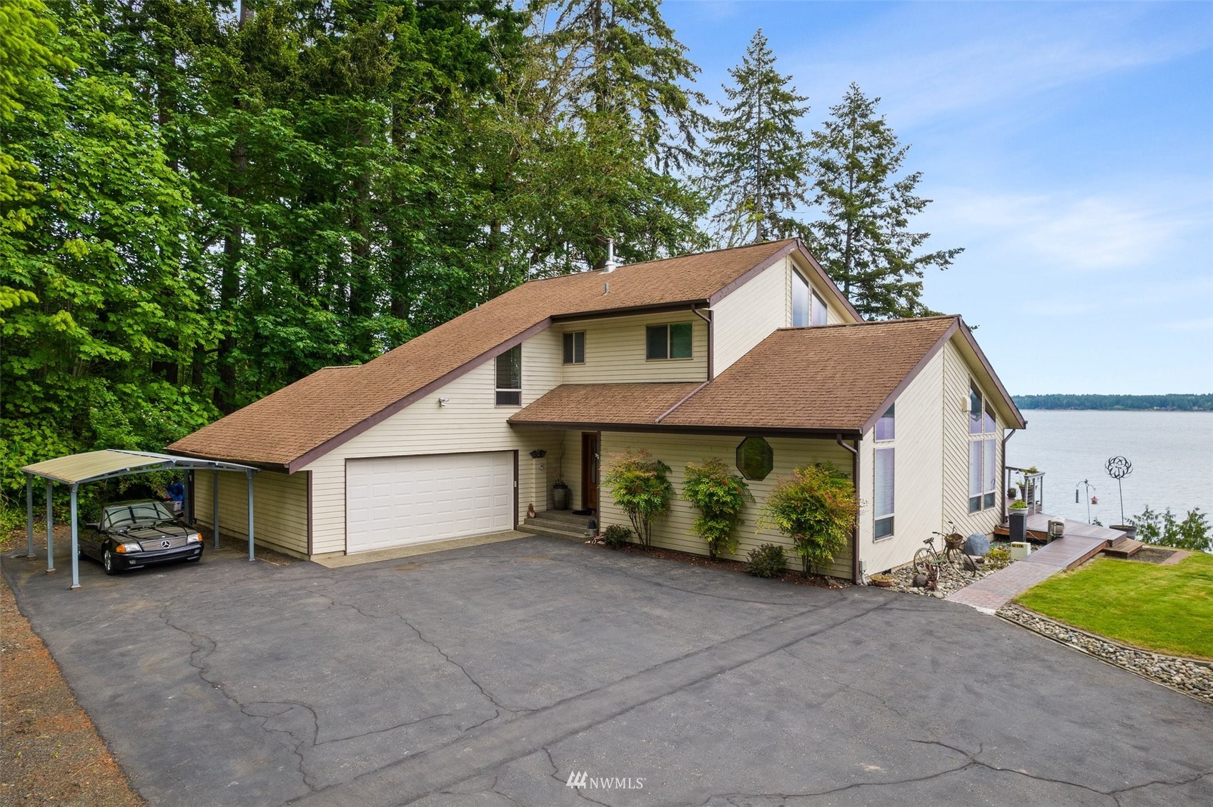 110 Southeast Bluff Loop Road Shelton, WA 98584 - Photo 2 of 40 Gallery Image 2