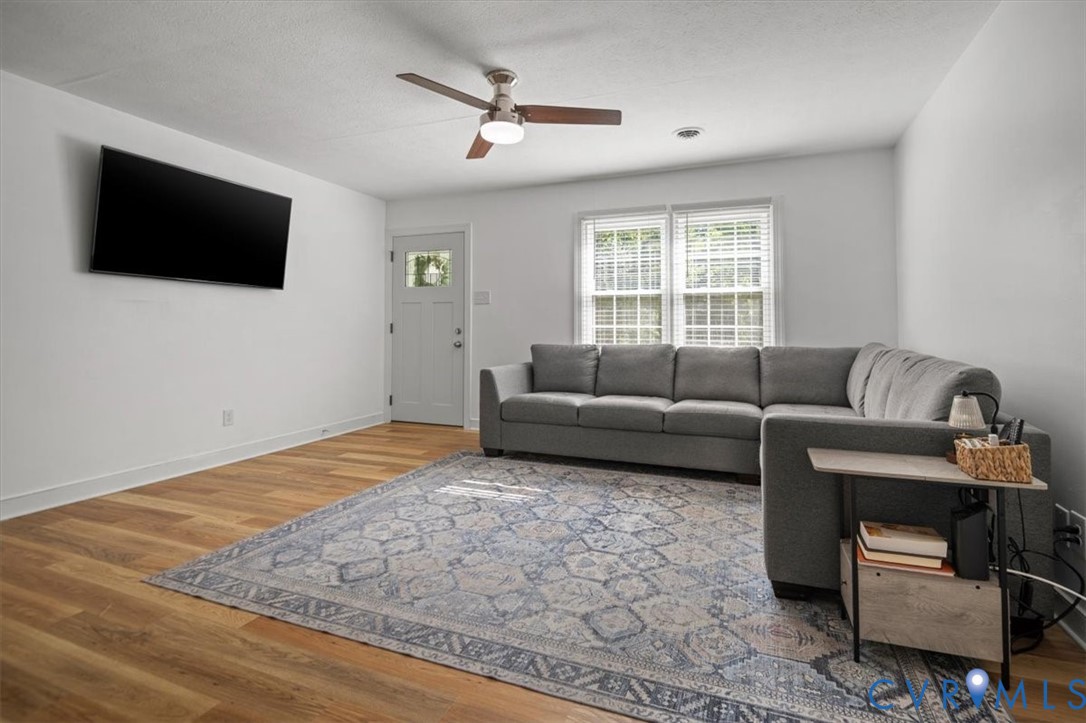 4421 Roxbury Road Charles City, VA 23030 - Photo 4 of 26 Gallery Image 4
