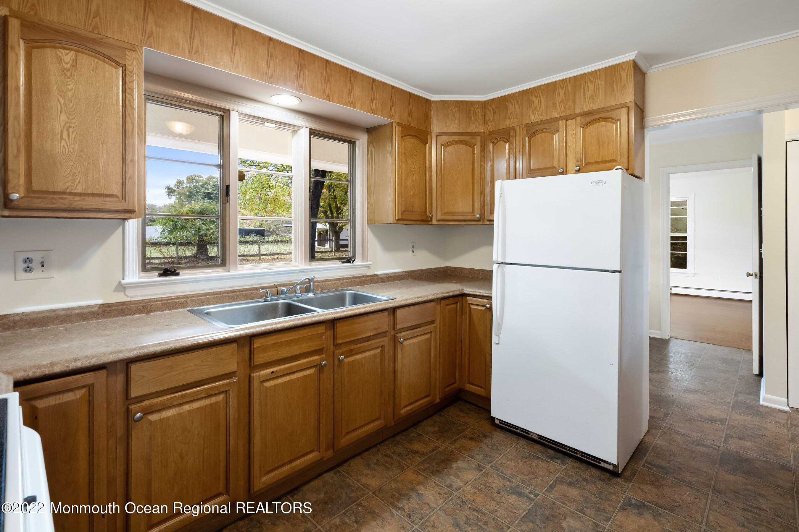 Undisclosed Address Colts Neck, NJ 07722 - Photo 11 of 19 11-Kitchen