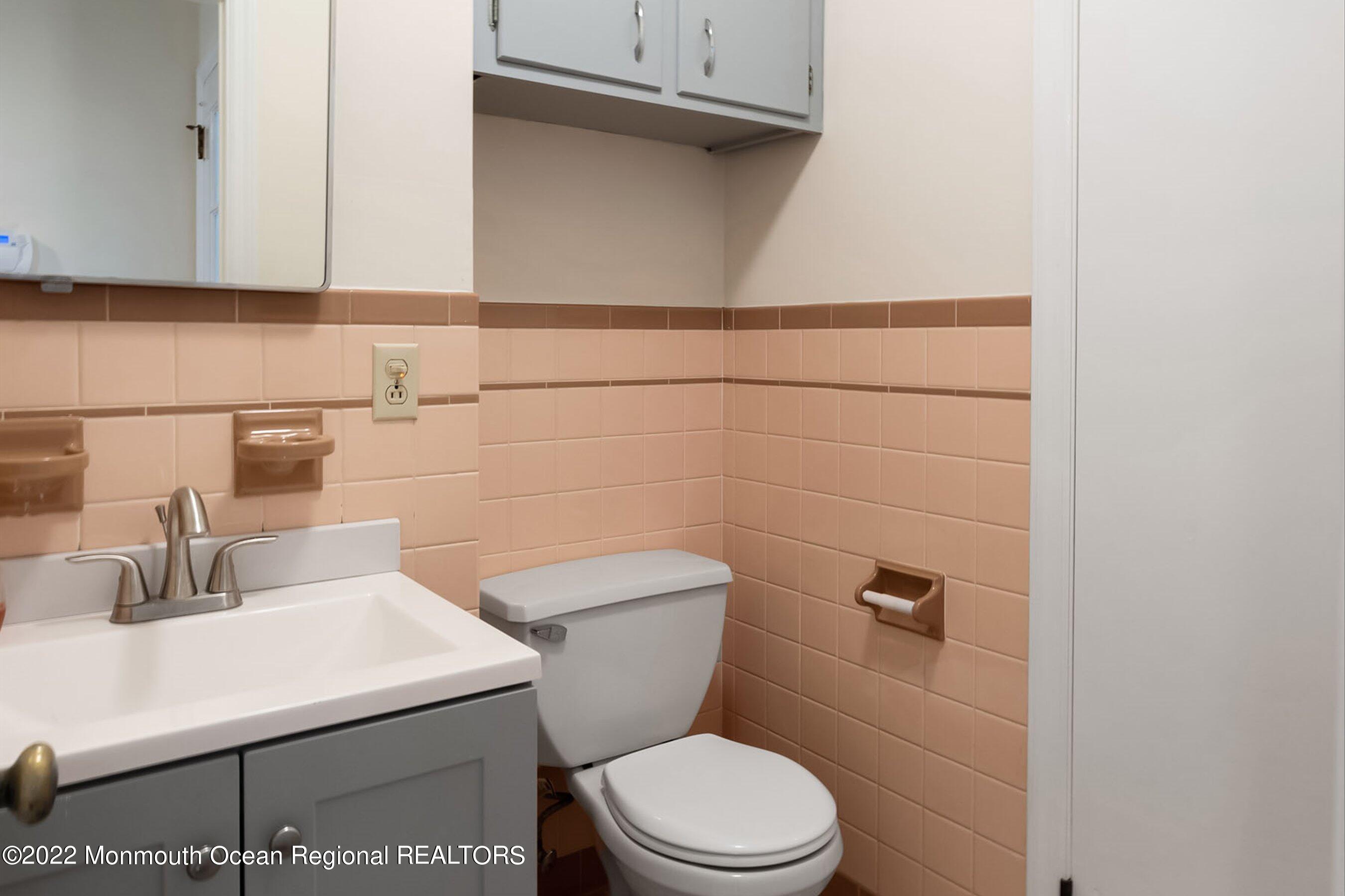 Undisclosed Address Colts Neck, NJ 07722 - Photo 10 of 19 10-Powder Room 1