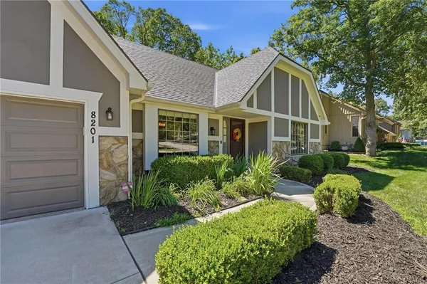 $420,000 | 8201 North Oregon Avenue, Kansas City, MO 64151