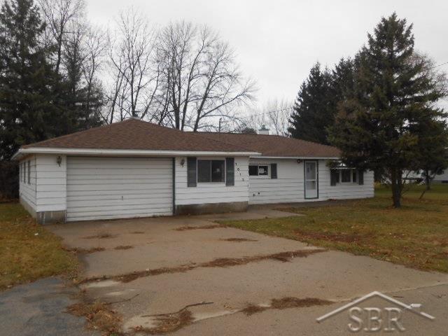1612 South Huron Road Kawkawlin, MI 48631 - Photo 10 of 18 31308851-9.JPG